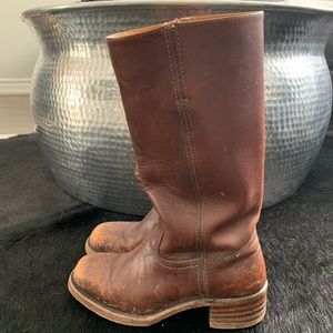 FRYE boots - size 9m